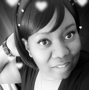 Meet your Posher, Chrissy